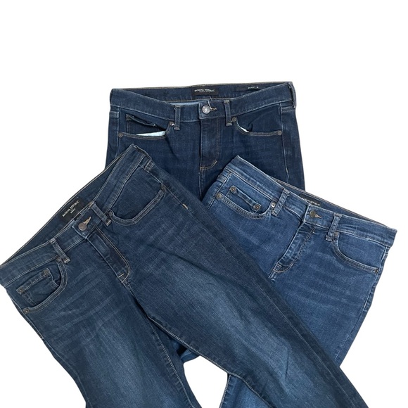 Banana Republic Denim - Lot of 3 Banana Republic Women's Straight Leg Jeans in Dark and Medium Blue